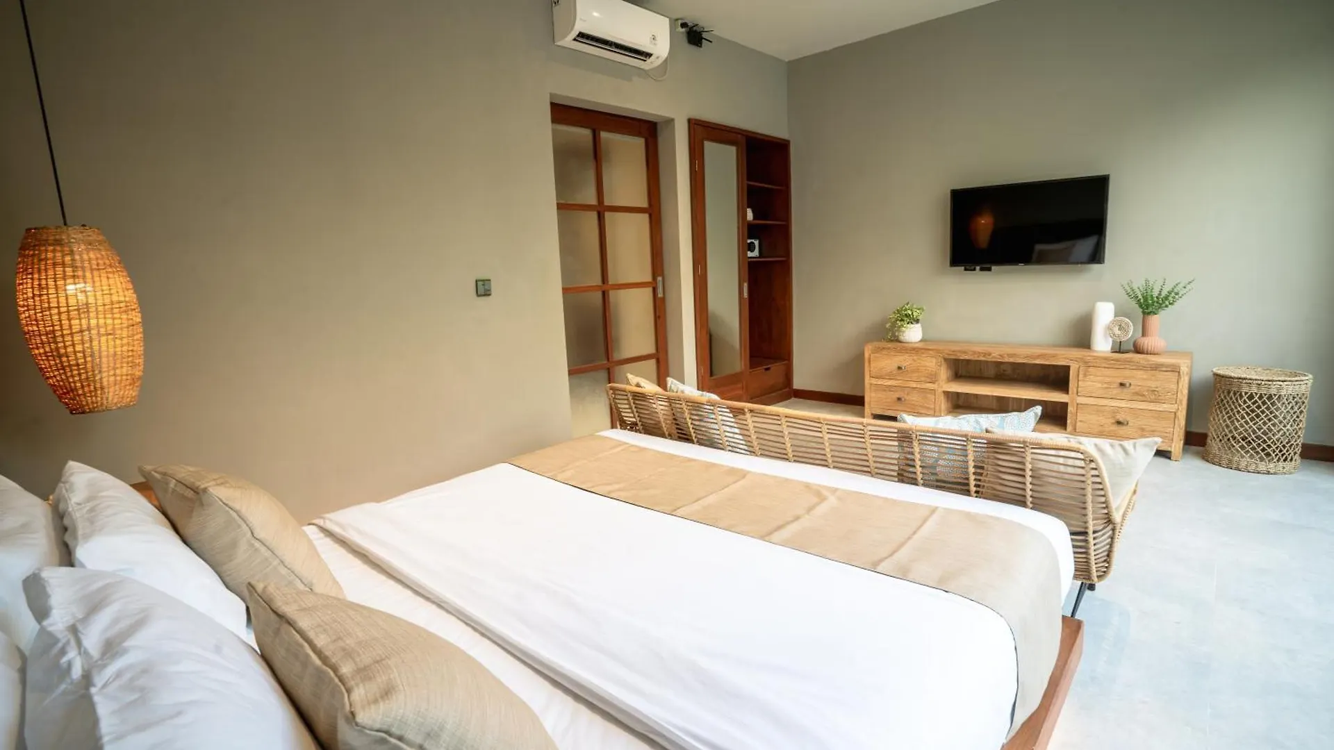 Damarya Villa Canggu By Samhita Bali contacts