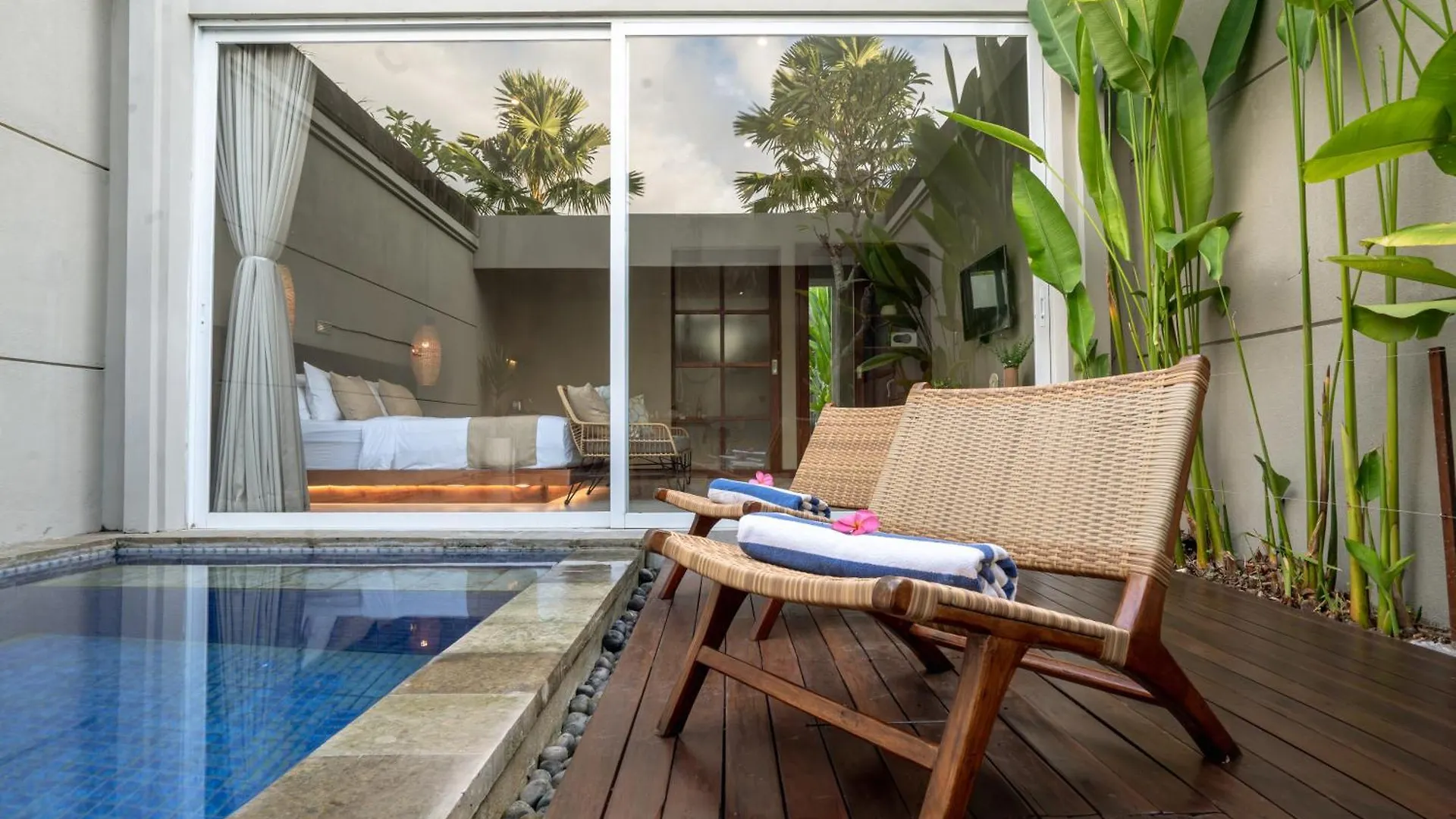 Damarya Villa Canggu By Samhita Bali 0*, Canggu (Bali)